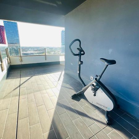 Fira De Barcelona City View Apartment With Garage Parking L'Hospitalet de Llobregat Bagian luar foto