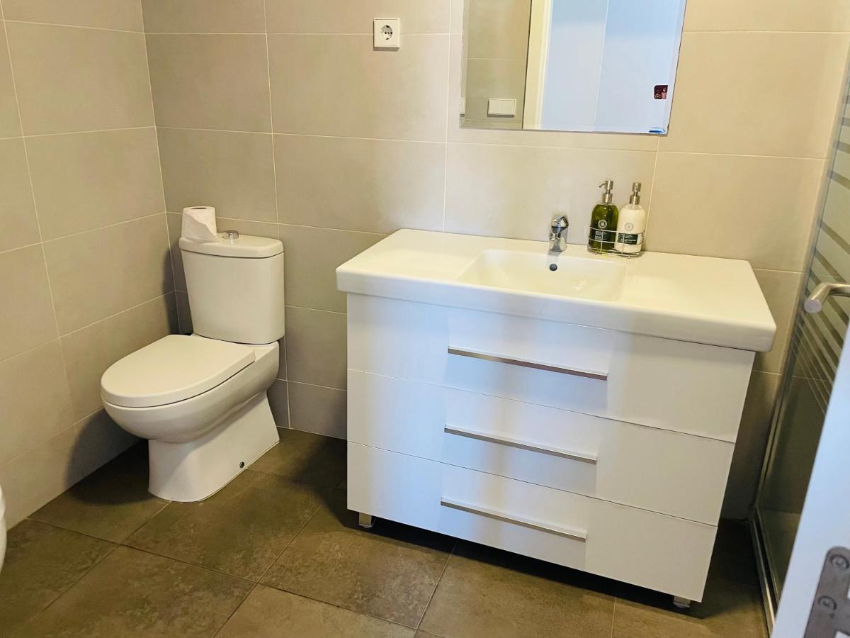 Fira De Barcelona City View Apartment With Garage Parking L'Hospitalet de Llobregat Bagian luar foto