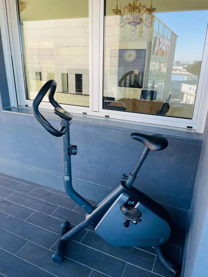Fira De Barcelona City View Apartment With Garage Parking L'Hospitalet de Llobregat Bagian luar foto