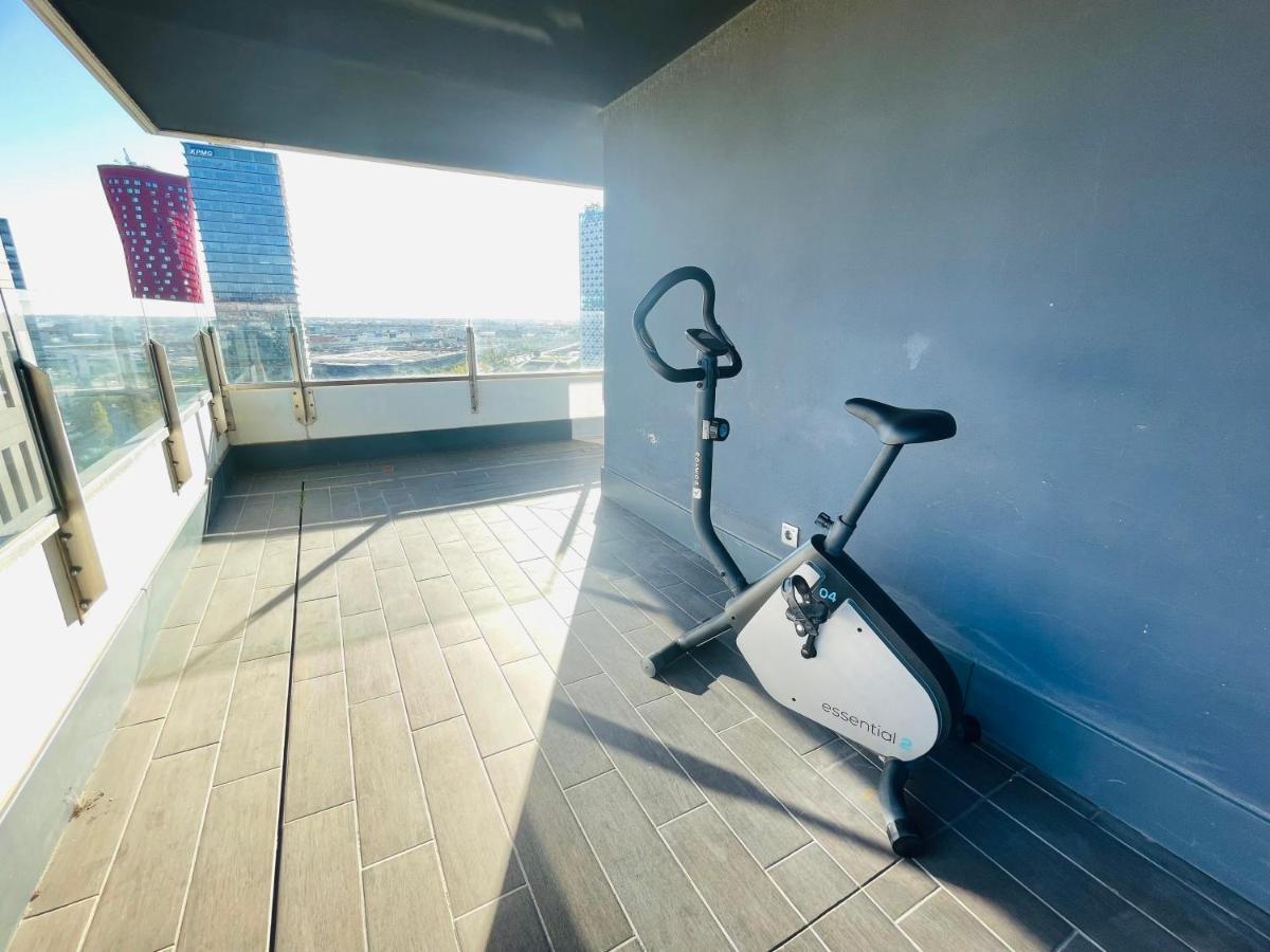 Fira De Barcelona City View Apartment With Garage Parking L'Hospitalet de Llobregat Bagian luar foto