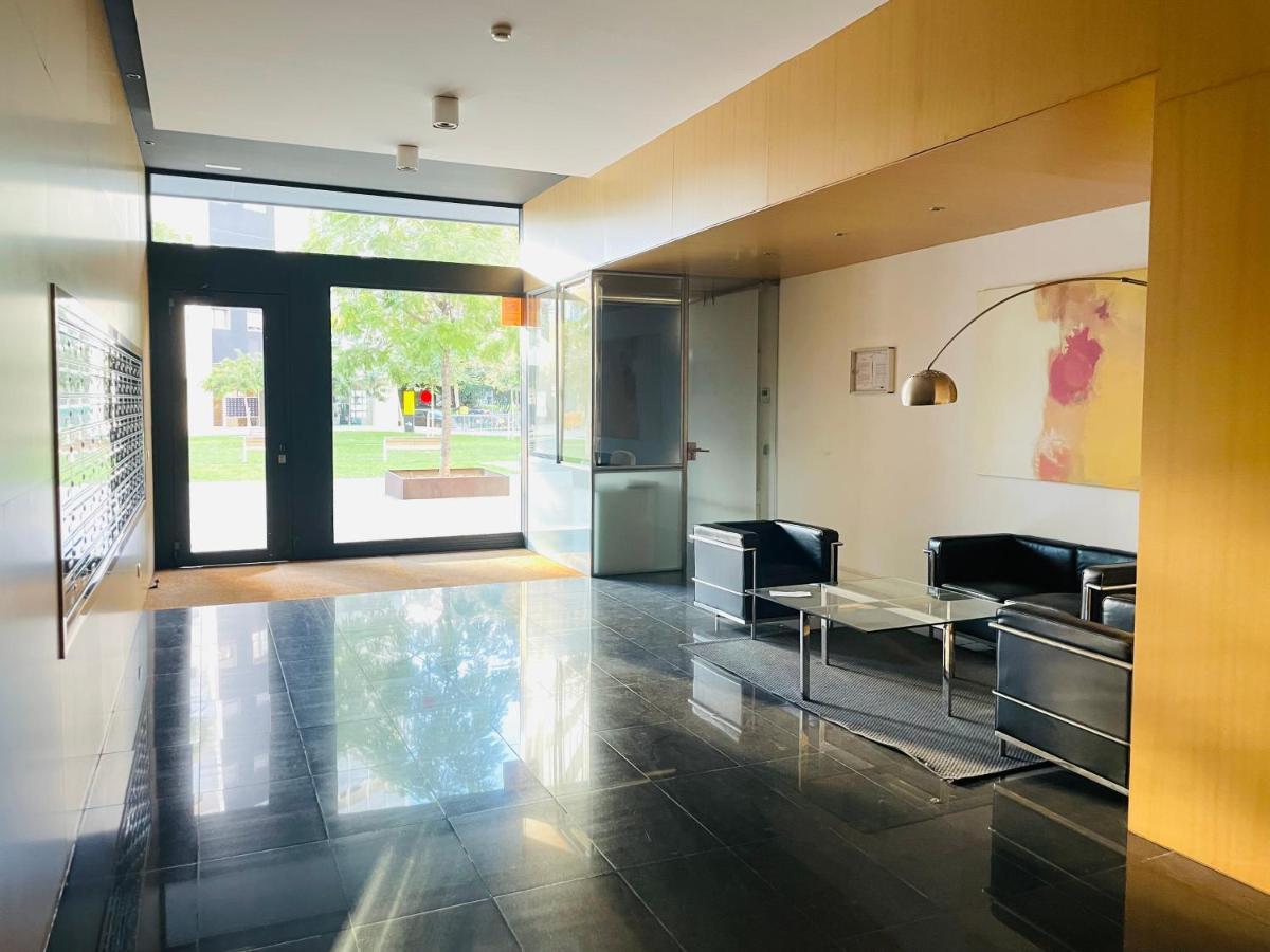 Fira De Barcelona City View Apartment With Garage Parking L'Hospitalet de Llobregat Bagian luar foto